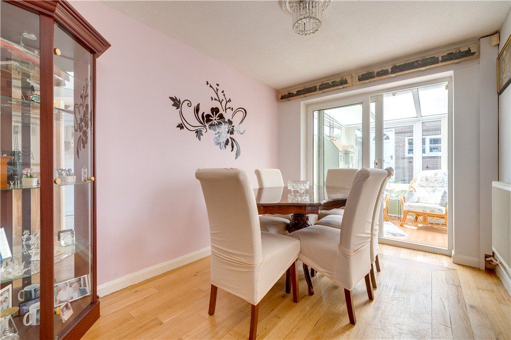 Property photo 3 of 15 Dining Room