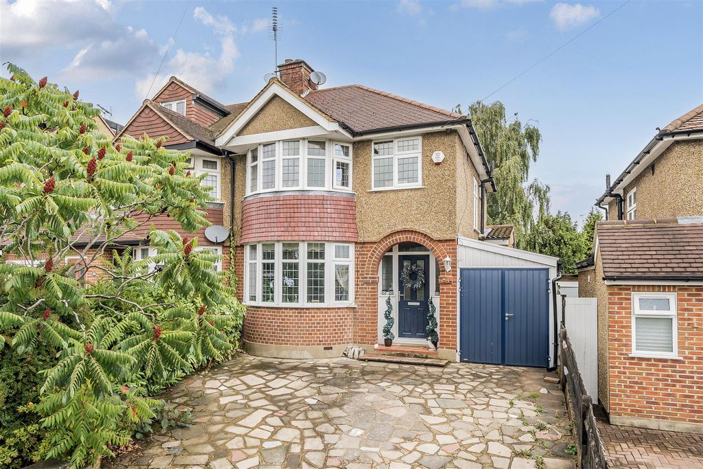 Property photo 1 of 9 Dover Way - Front.Jpg