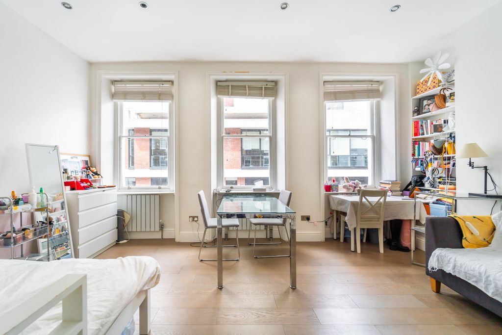 Property photo 1 of 7 Mba00633