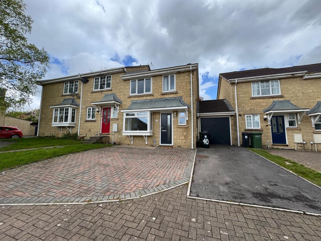 Property photo 1 of 18 Photo 15