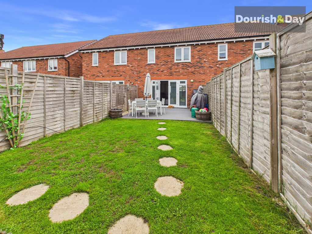 Property photo 3 of 15