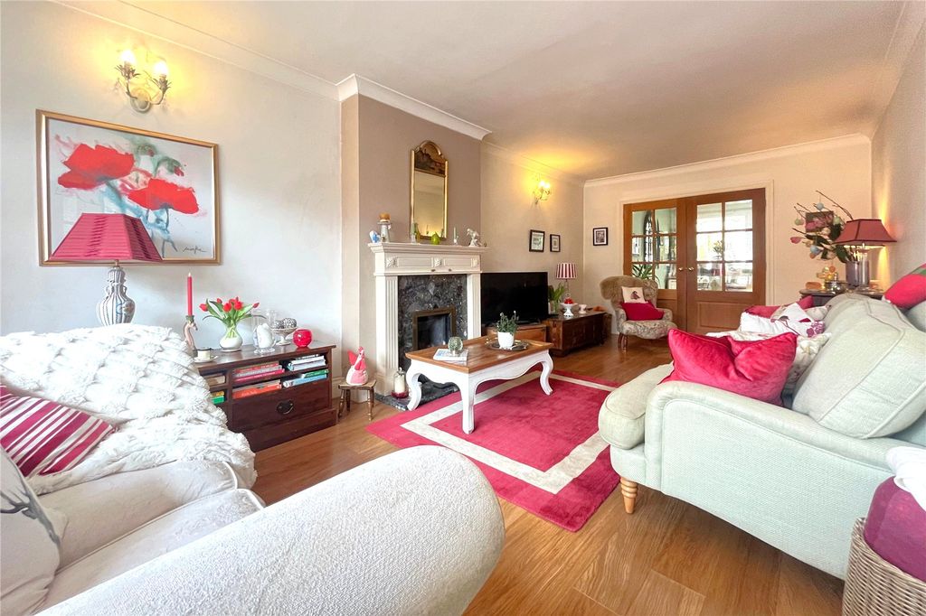 Property photo 2 of 16 Picture No. 01