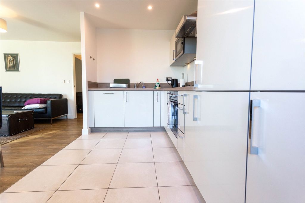 Property photo 3 of 16 Picture No. 04