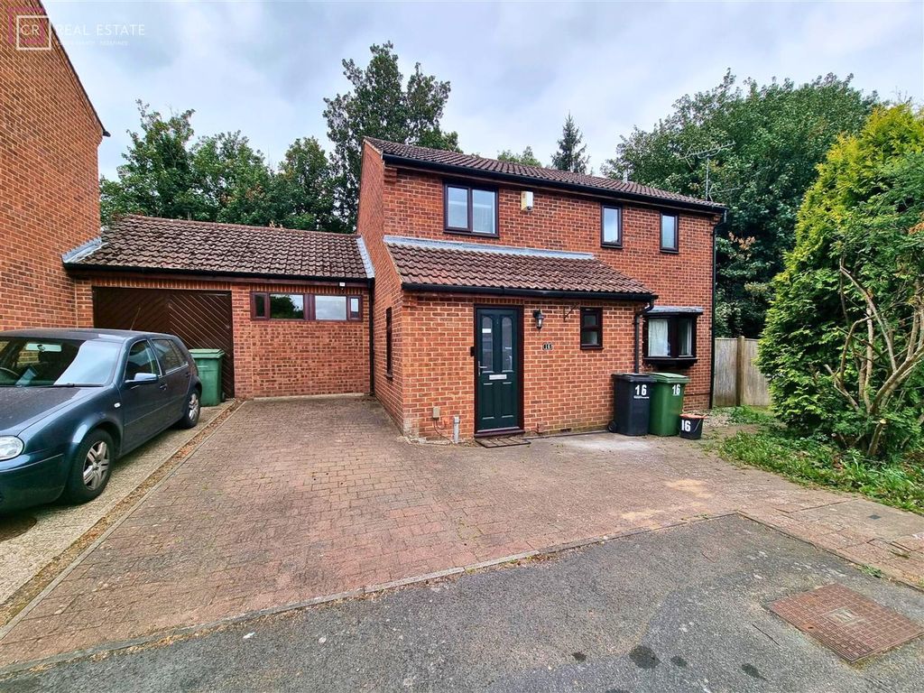 Property photo 1 of 11 External