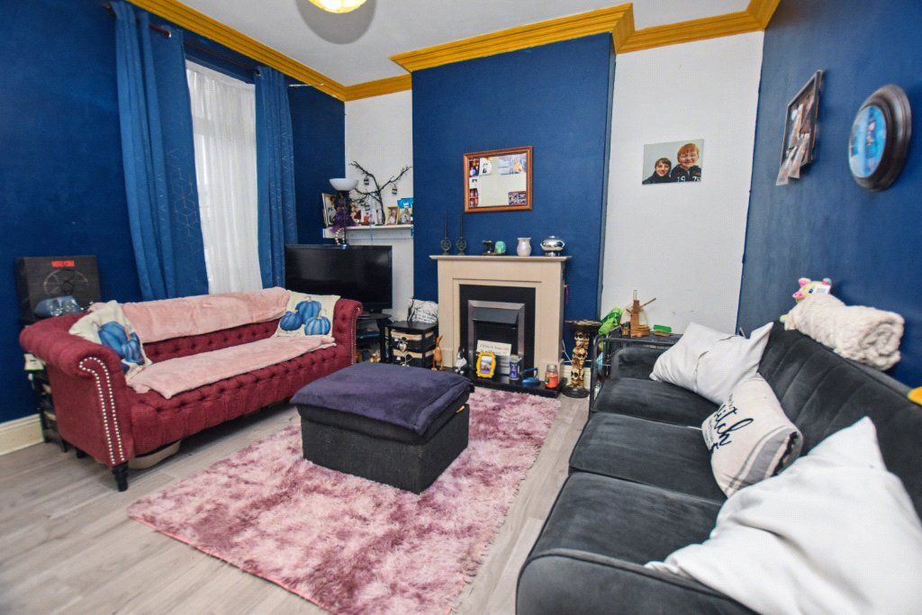 Property photo 2 of 8 Picture No. 06