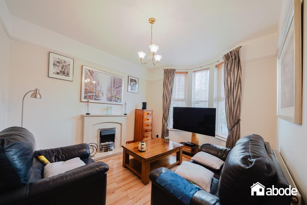 Property photo 2 of 28 Dsc03197-Hdr.Jpg