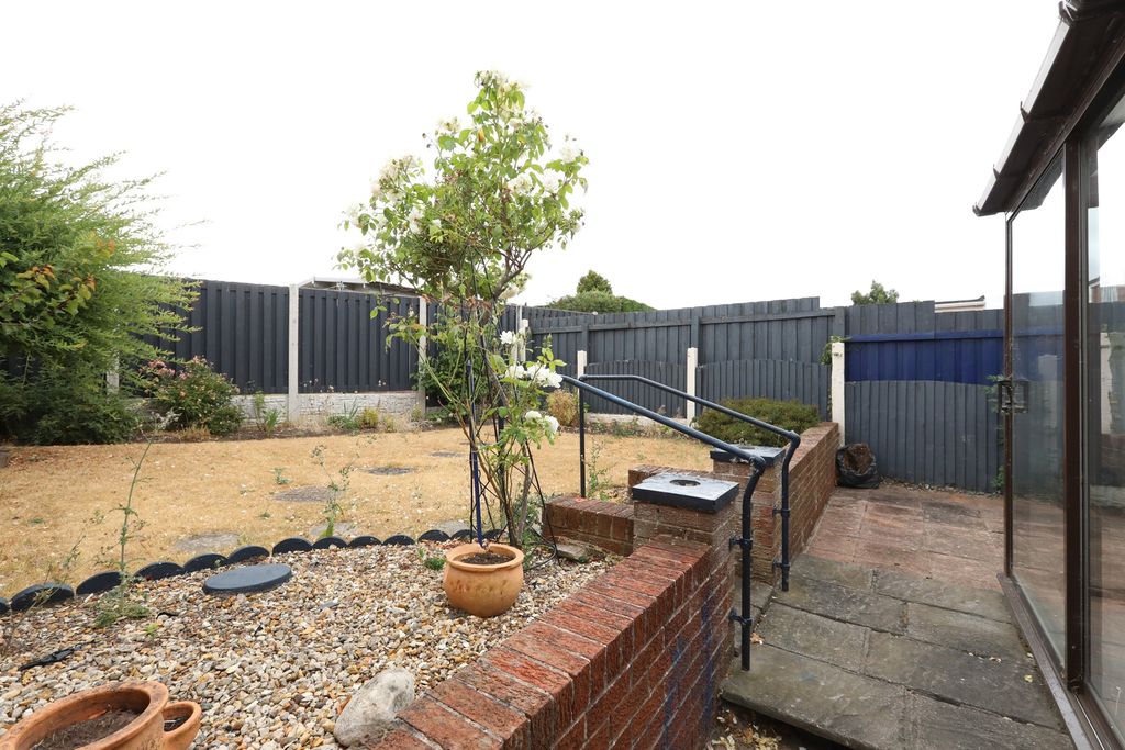 Property photo 3 of 14