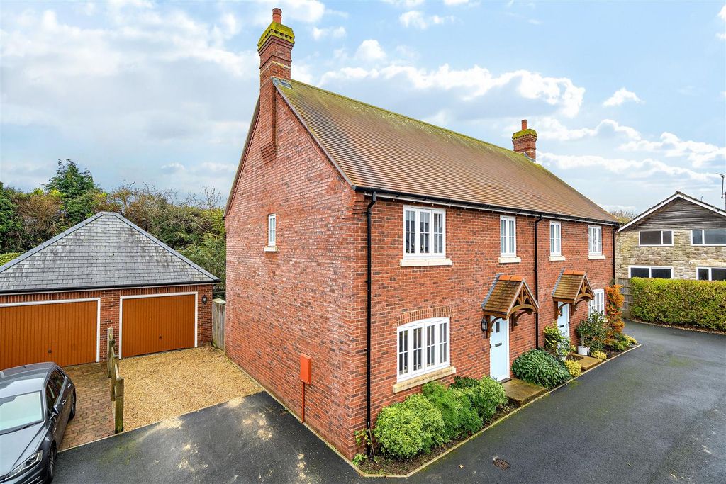 Property photo 1 of 12 1383280-2-69283Ed173174.Jpg