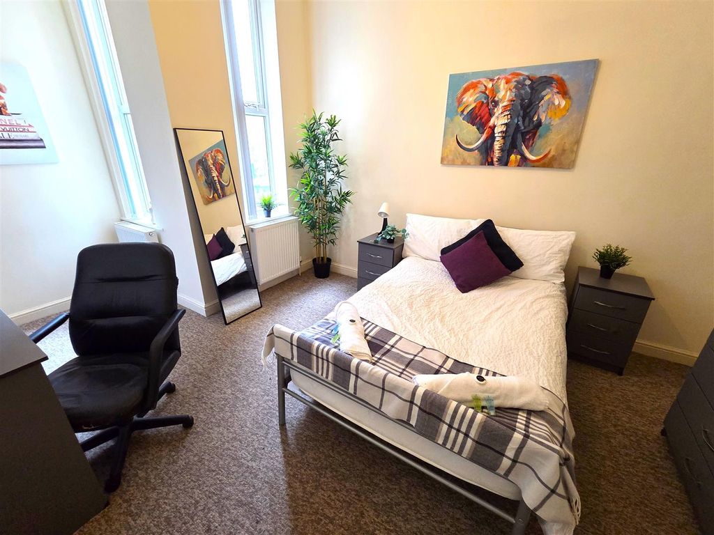 Property photo 3 of 6 20251017_133843.Jpg