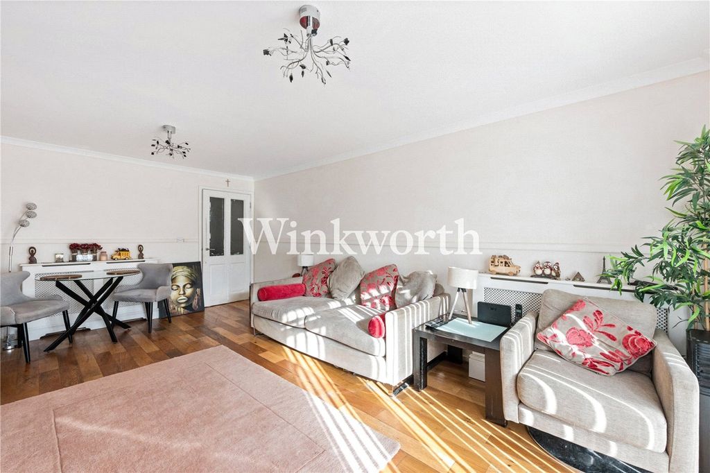 Property photo 1 of 13 Picture No. 10