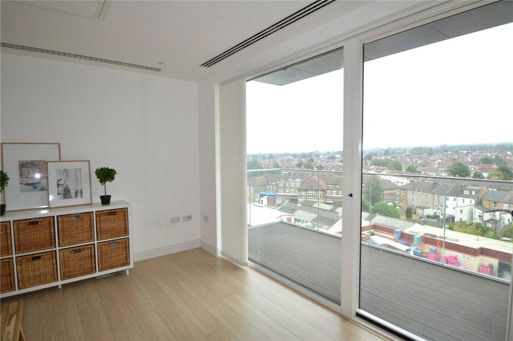Property photo 3 of 13 Picture No. 05