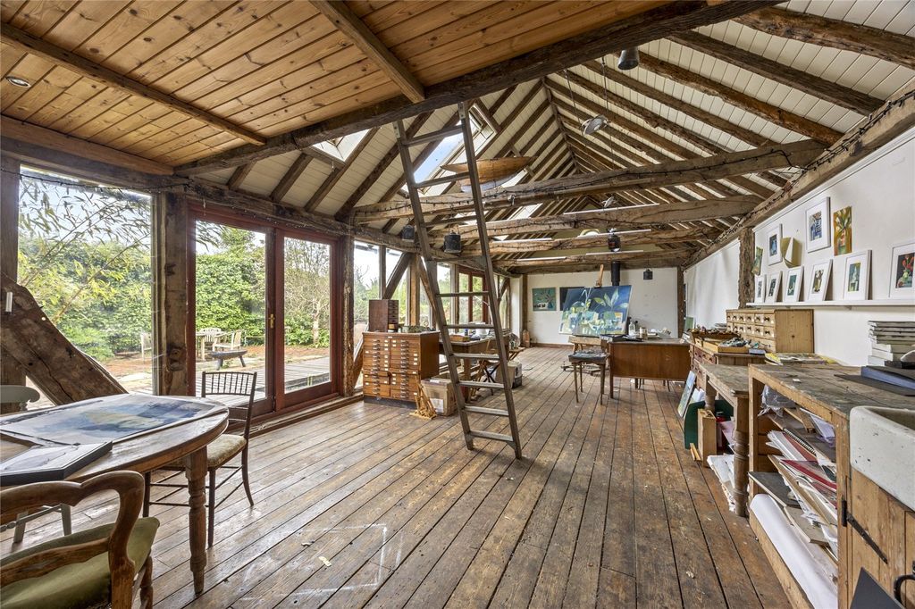 Property photo 2 of 28 Cart Lodge Studio