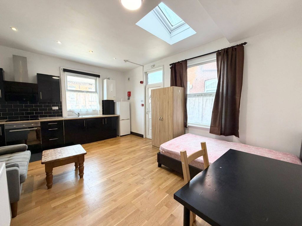 Property photo 3 of 4