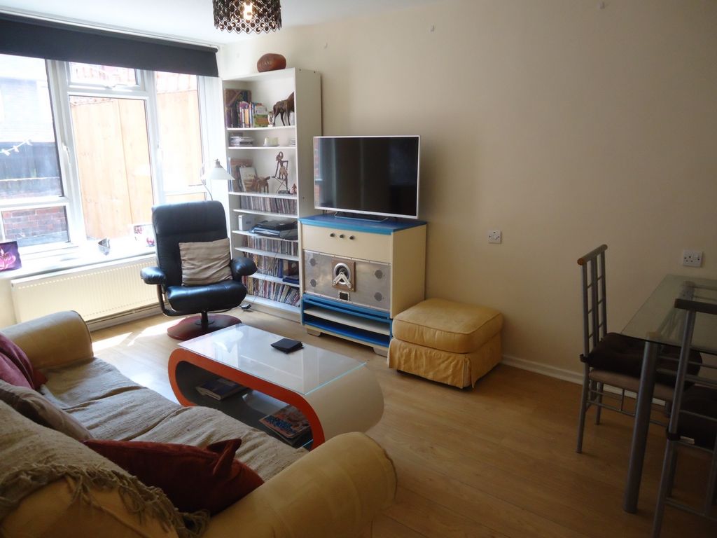 Property photo 1 of 6 Photo 1