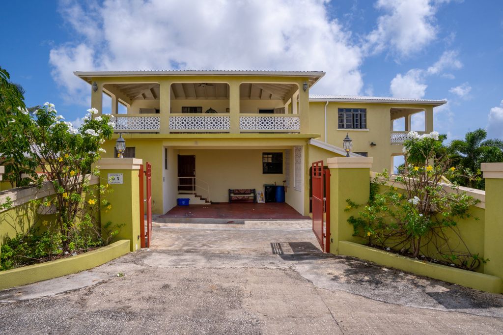 Property photo 2 of 58