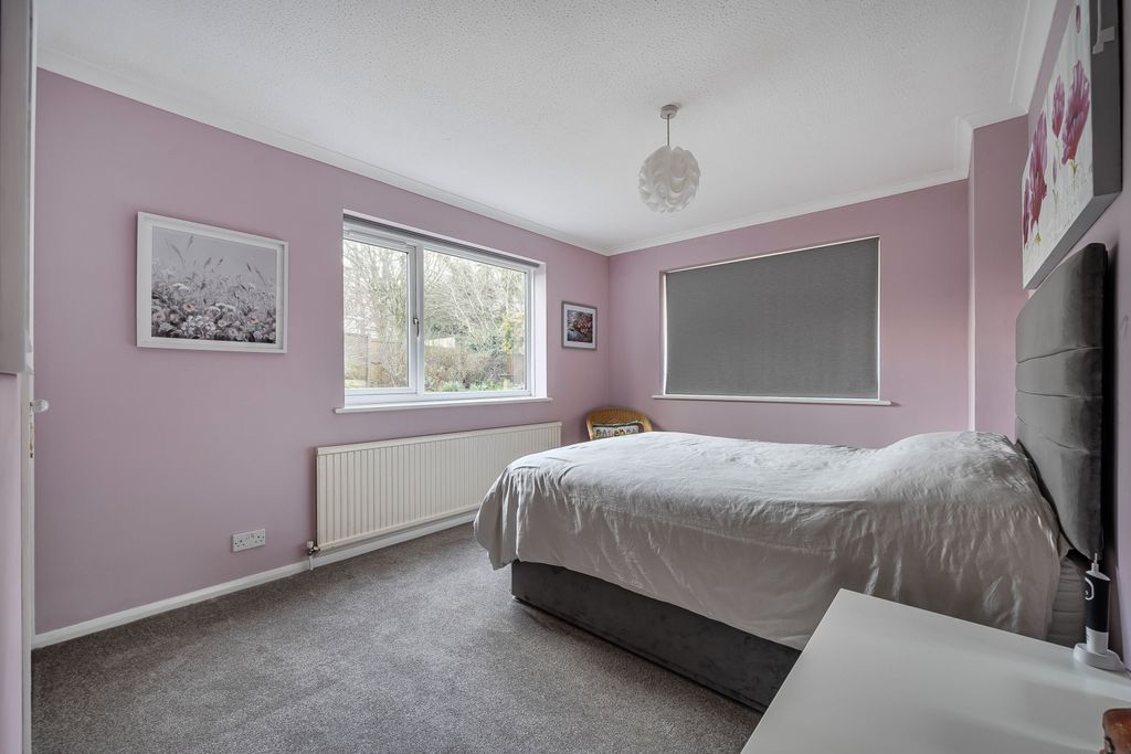 Property photo 3 of 19 Bedroom