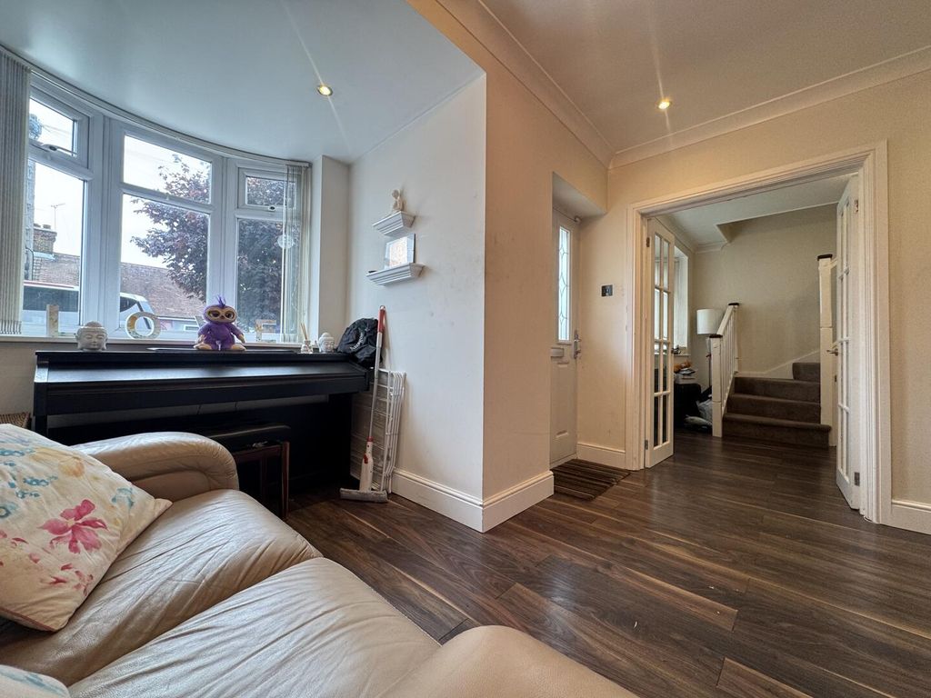 Additional image 17 of 3 bed semi-detached house for saleGordon Road, Grays RM16