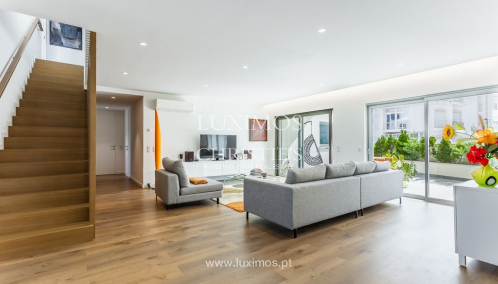 Property photo 1 of 25