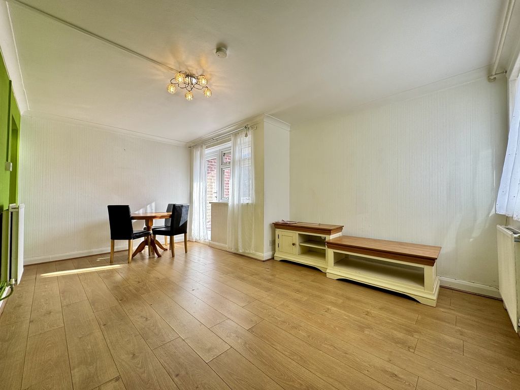 Property photo 2 of 19 Not Specified