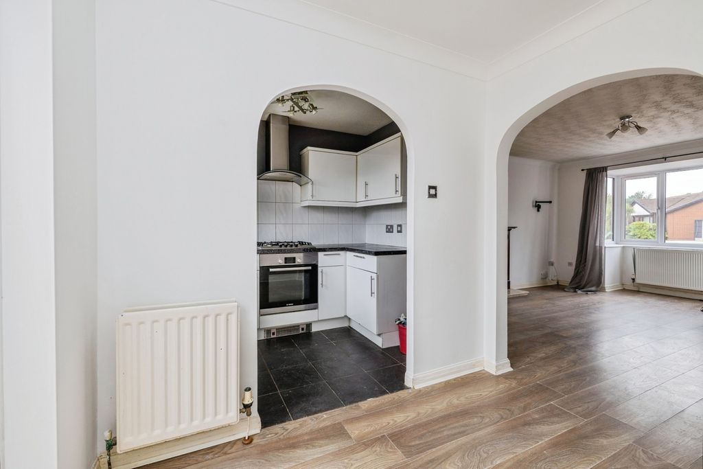 Property photo 3 of 13 Pbox-Img.Jpg