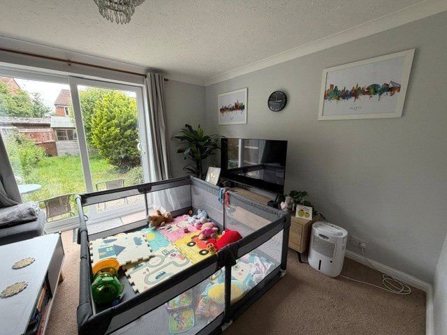 Property photo 3 of 8 Reception Room