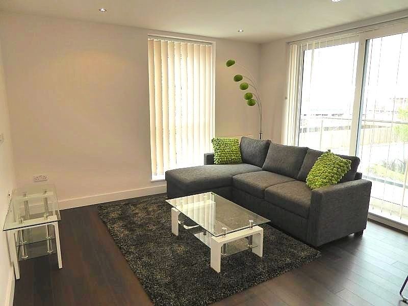 Property photo 2 of 7 Living Room