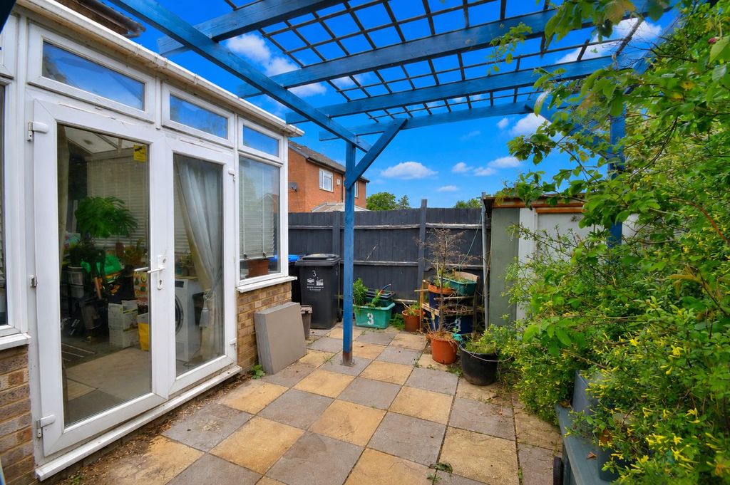 Property photo 2 of 4