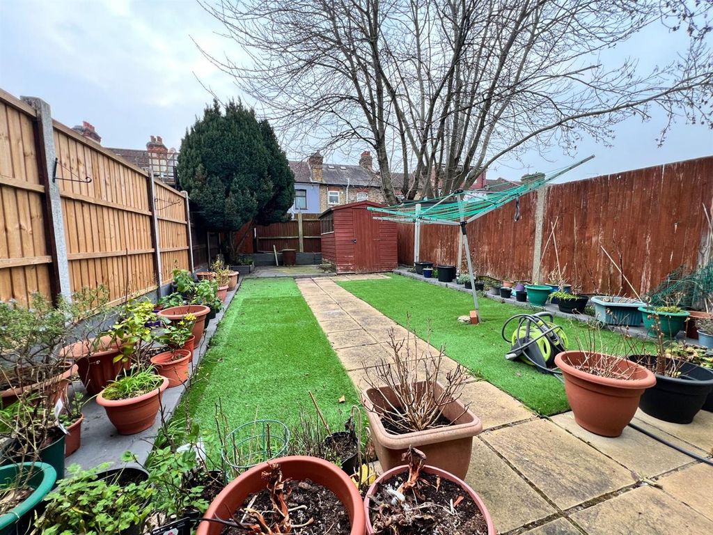 Property photo 2 of 14 02.Jpg