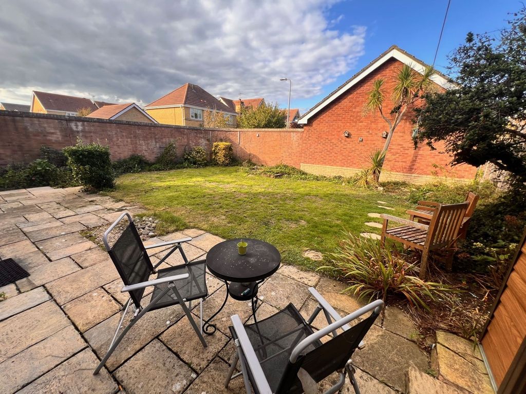 Property photo 3 of 22