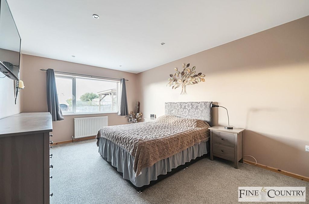 Additional image 12 of 3 bed detached bungalow for saleAvalanche Road, Portland DT5