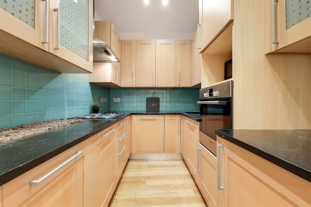 Property photo 2 of 10 Kitchen