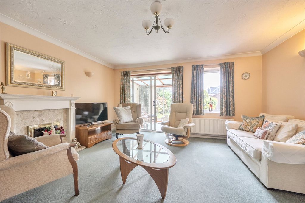 Property photo 2 of 18 Picture No. 09