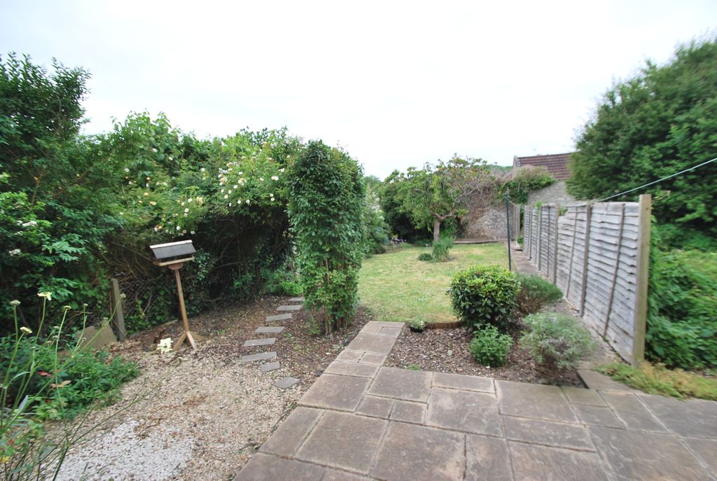 Property photo 2 of 10 Exterior