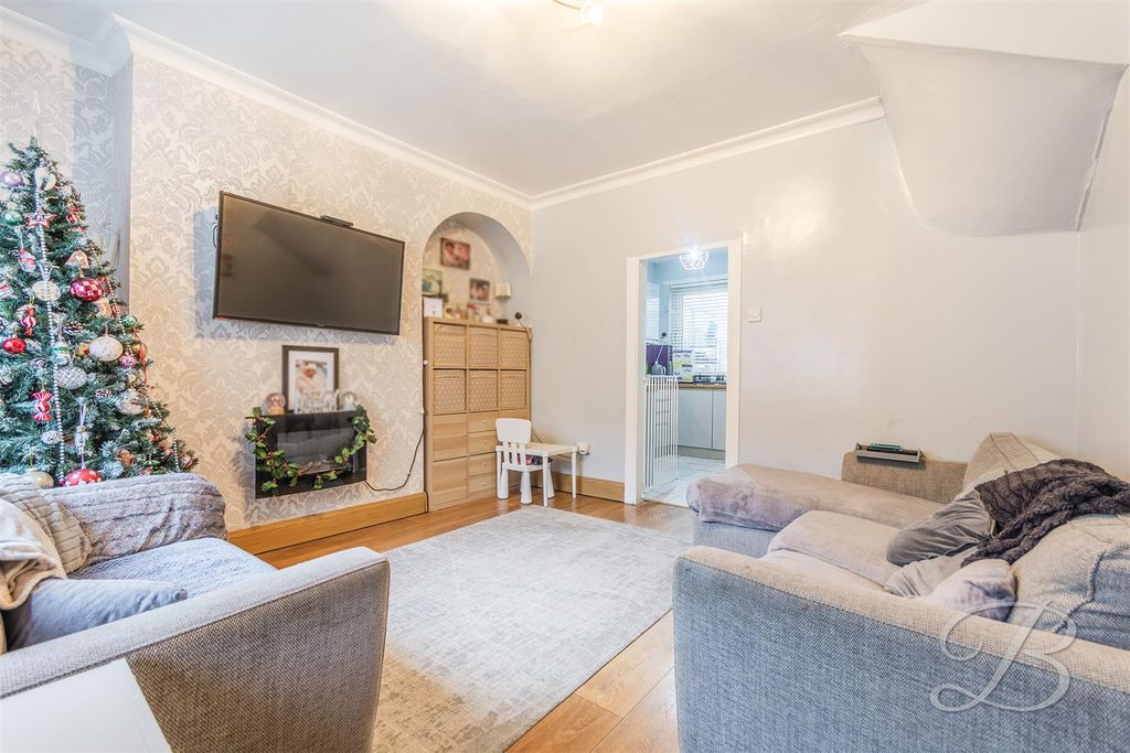 Property photo 3 of 18 Ccltd-4.Jpg