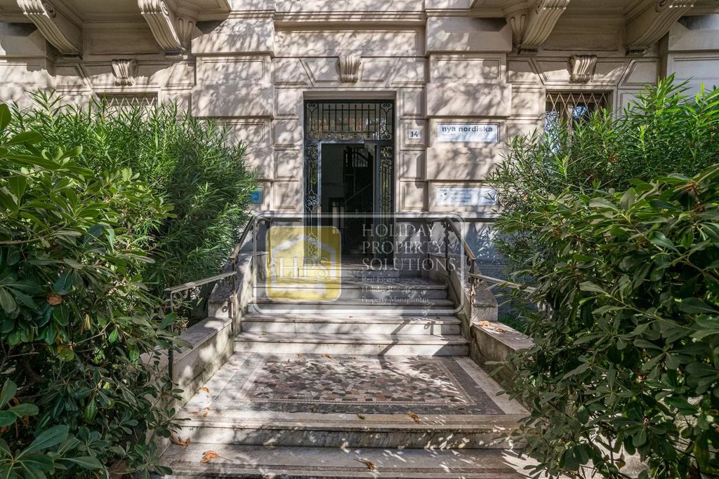 Property photo 3 of 36