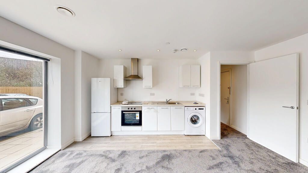 Property photo 1 of 8