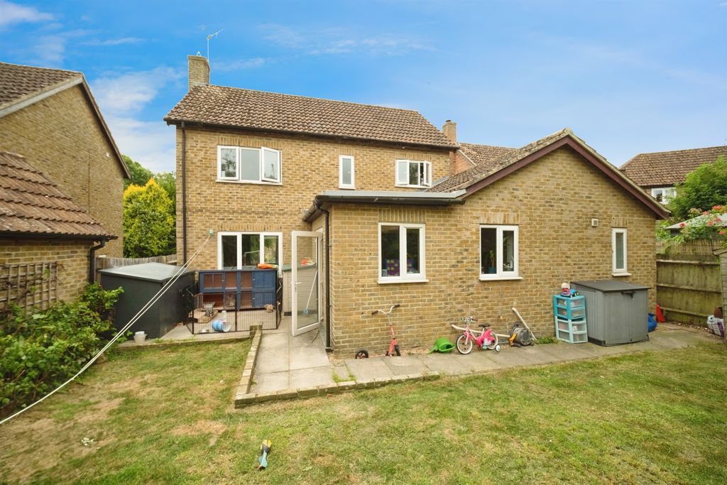 Property photo 2 of 18