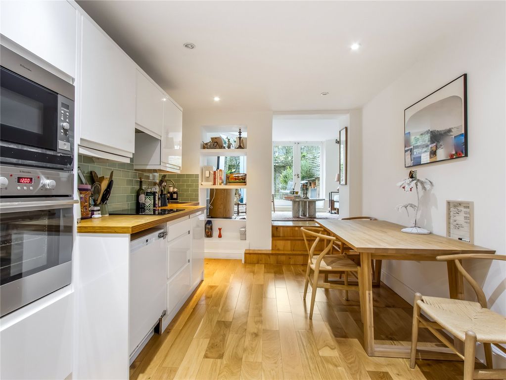 Property photo 2 of 21 Picture No. 03