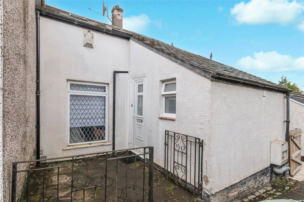 Property photo 1 of 18 Picture No. 04