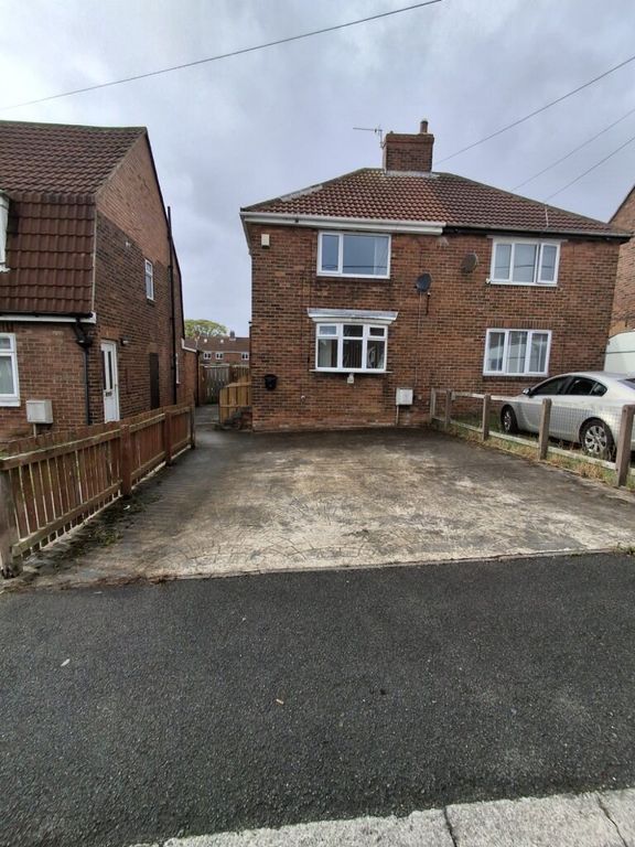 Property photo 1 of 12