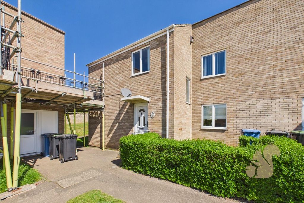 Property photo 1 of 15 Front