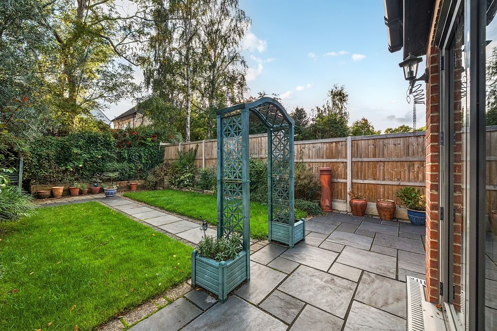 Property photo 2 of 12