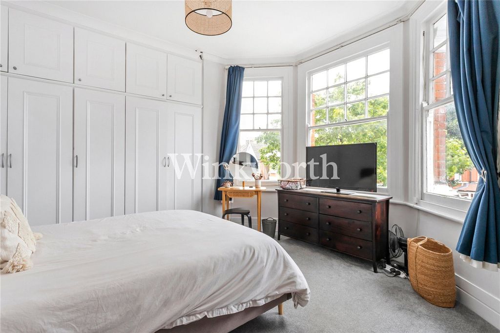 Property photo 3 of 8 Picture No. 26