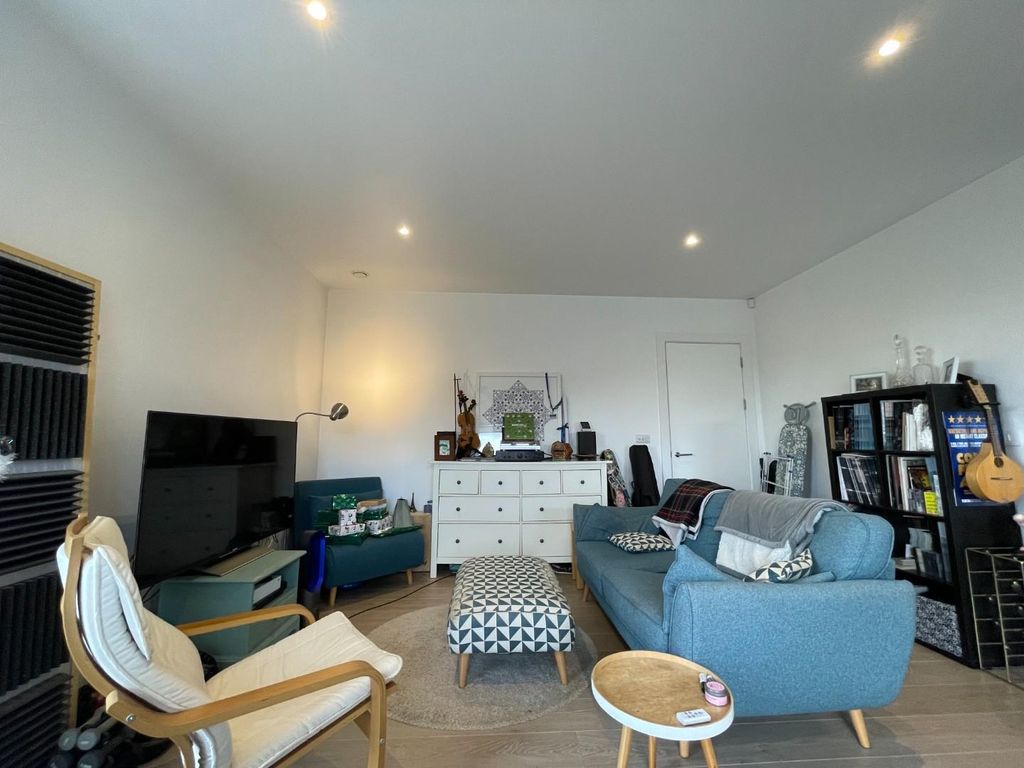 Property photo 3 of 8 Img_8029.Jpeg