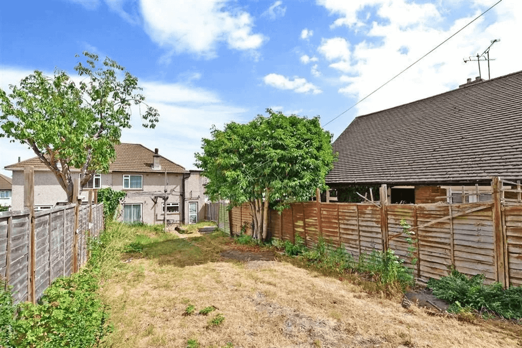 Property photo 1 of 10