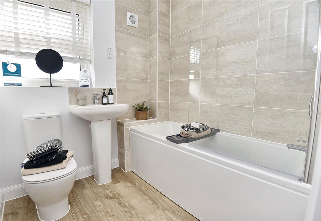 Property photo 3 of 9 Example En-Suite