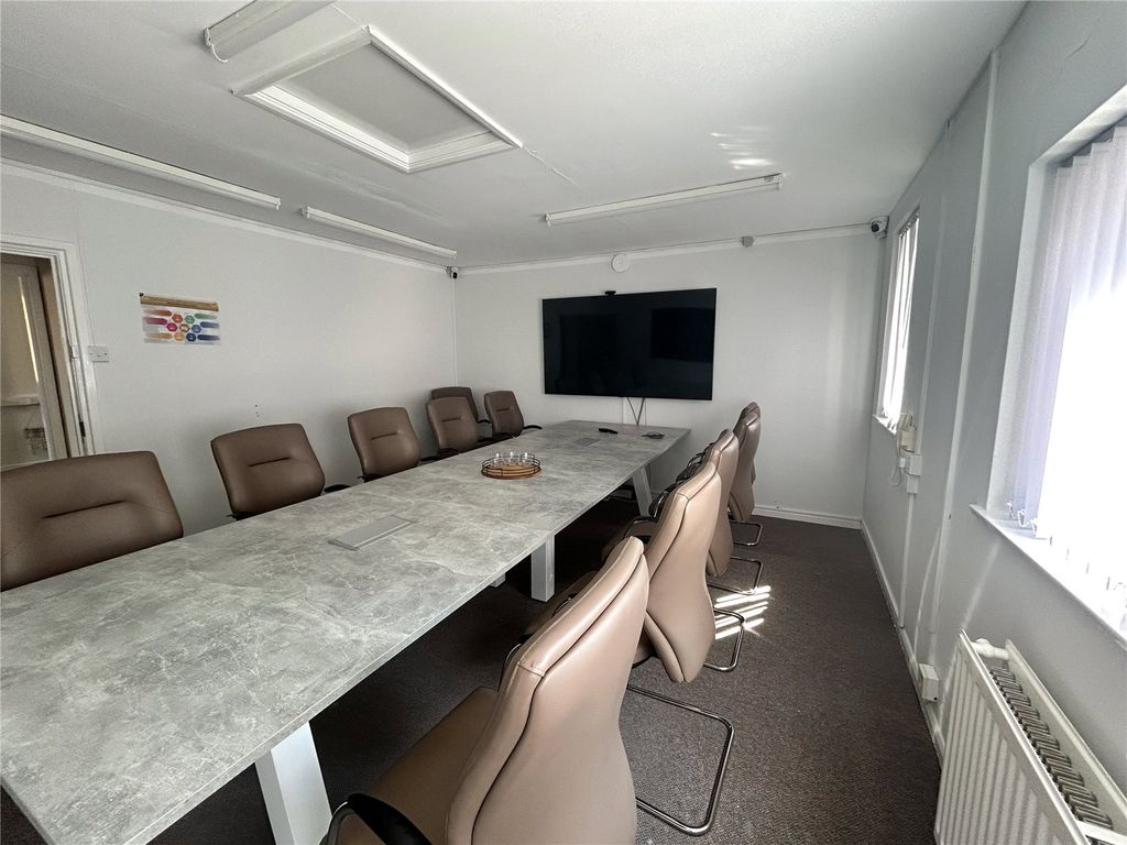 Property photo 3 of 17 Picture No. 08
