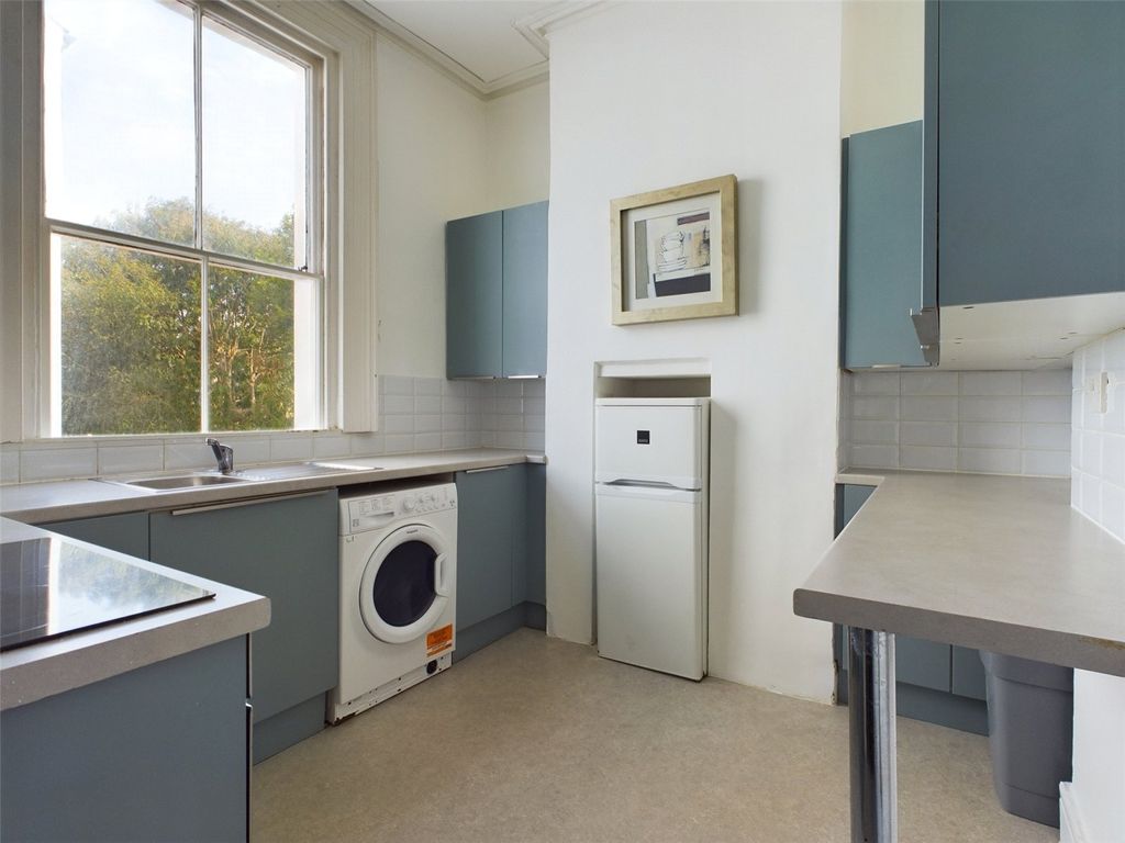 Property photo 1 of 8 Kitchen