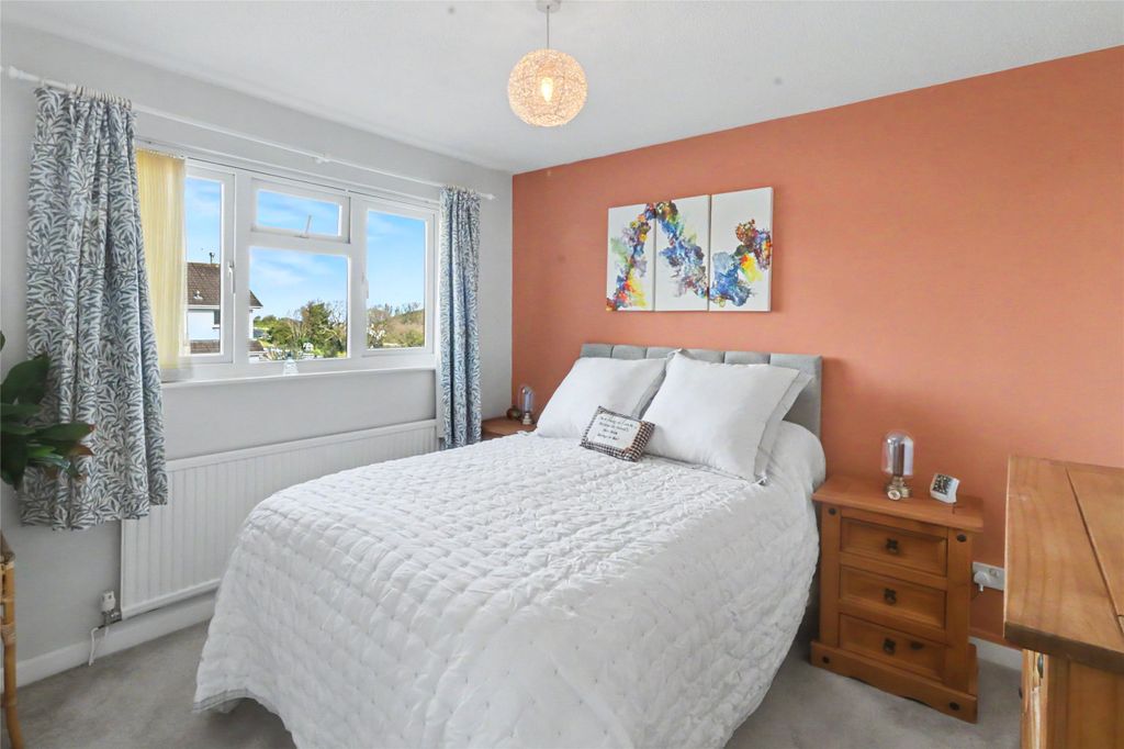 Property photo 3 of 12 3 - Picture No. 13