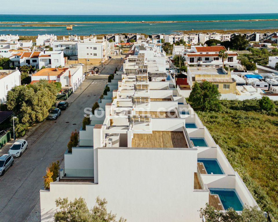 Property photo 3 of 51